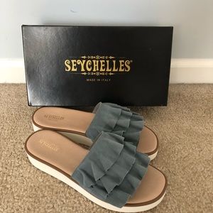 NIB Seychelles slides Size 8.5